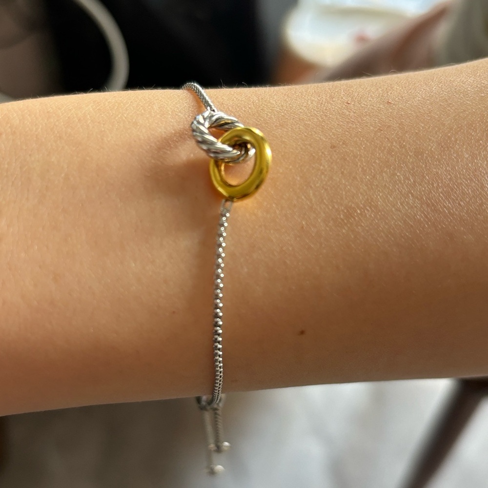 David Yurman Two-Tone Silver and Gold Interlocking Circle Bracelet - Picture 3 of 6